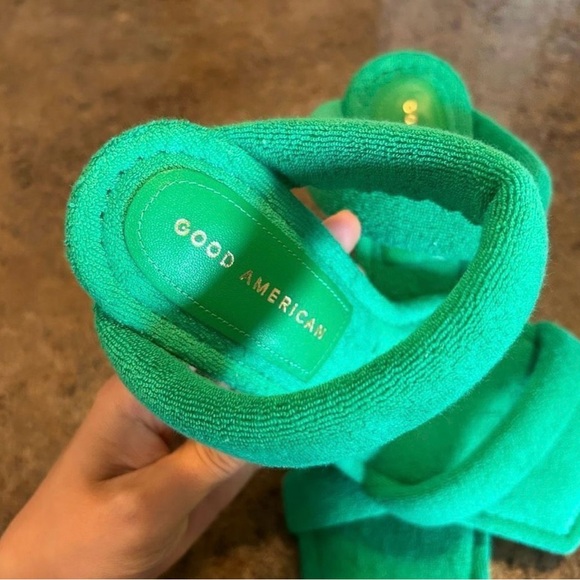 Good American Green Terry Cloth Heels Shoes Size: 7.5 NWT - Picture 4 of 13
